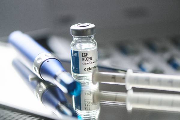 Microneedling soins visage, corps et cuir chevelu, au centre dermoeclat,microstimulation et hairneedling sérums